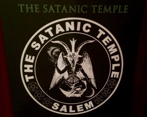 rsz_salem-satanic-temple-04jpg-e9c016fbee5303ba-480x382.jpg